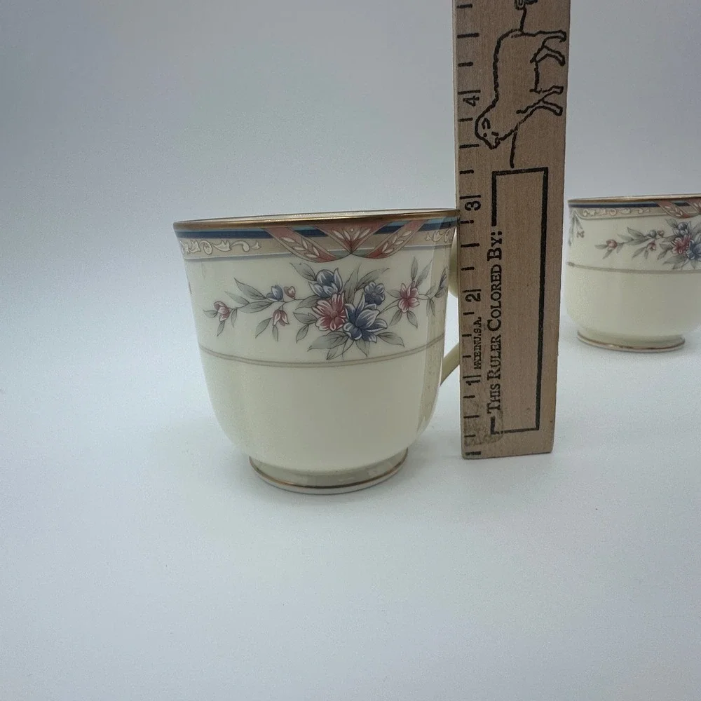 Noritake Lylewood Fine China Tea Cup and Saucer Set of 2 Floral Gold Trim 9760